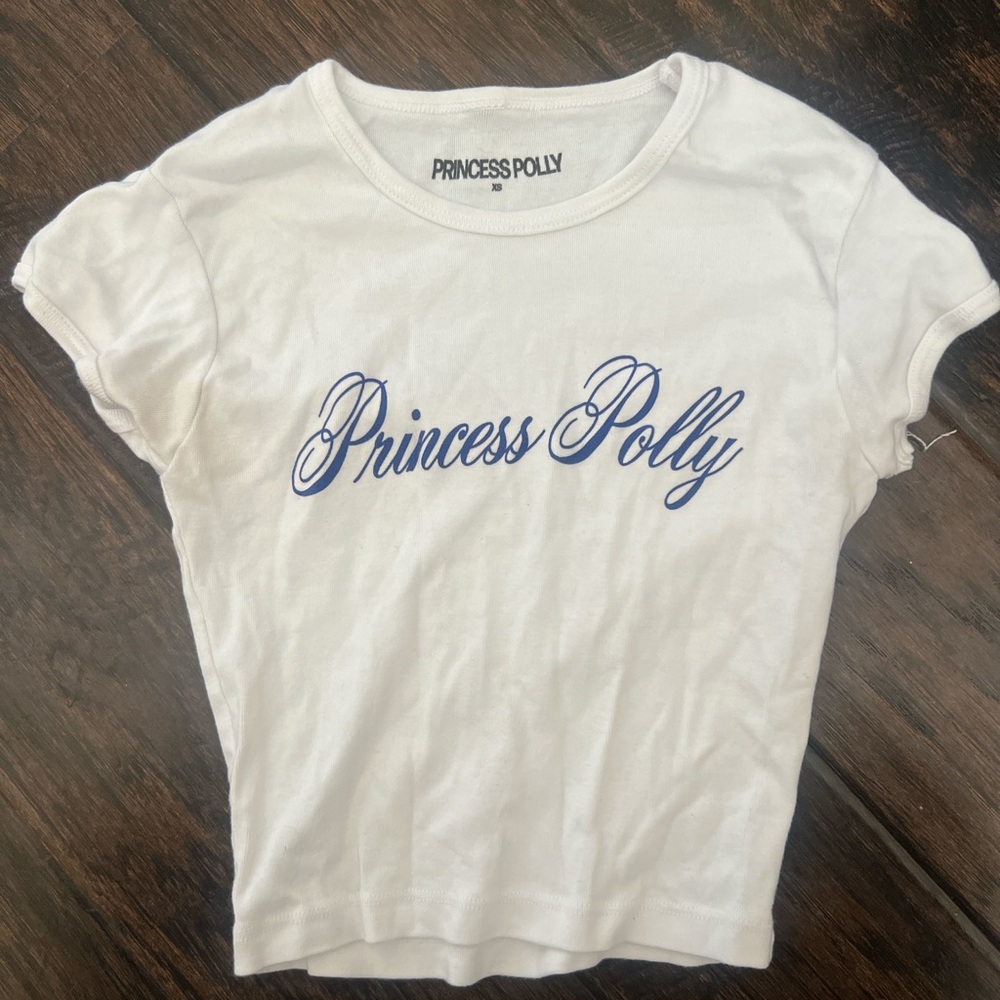 Princess Polly tshirt